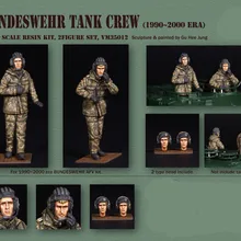 525-1/35 Resin Model Figures  GK  Unpainted Unassambled. Modern German Tank Crew