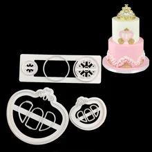 Princess and carriage cutting mold Pumpkin modeling DIY cake mold Baking cake garbial decoration