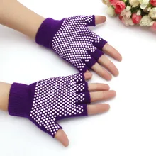 Wholesale Professional Yoga Fingerless Non Anti Slip Grip Sticky Gloves Five Fingers Sport Sock and Gloves for Women